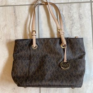 Michael Kors purse